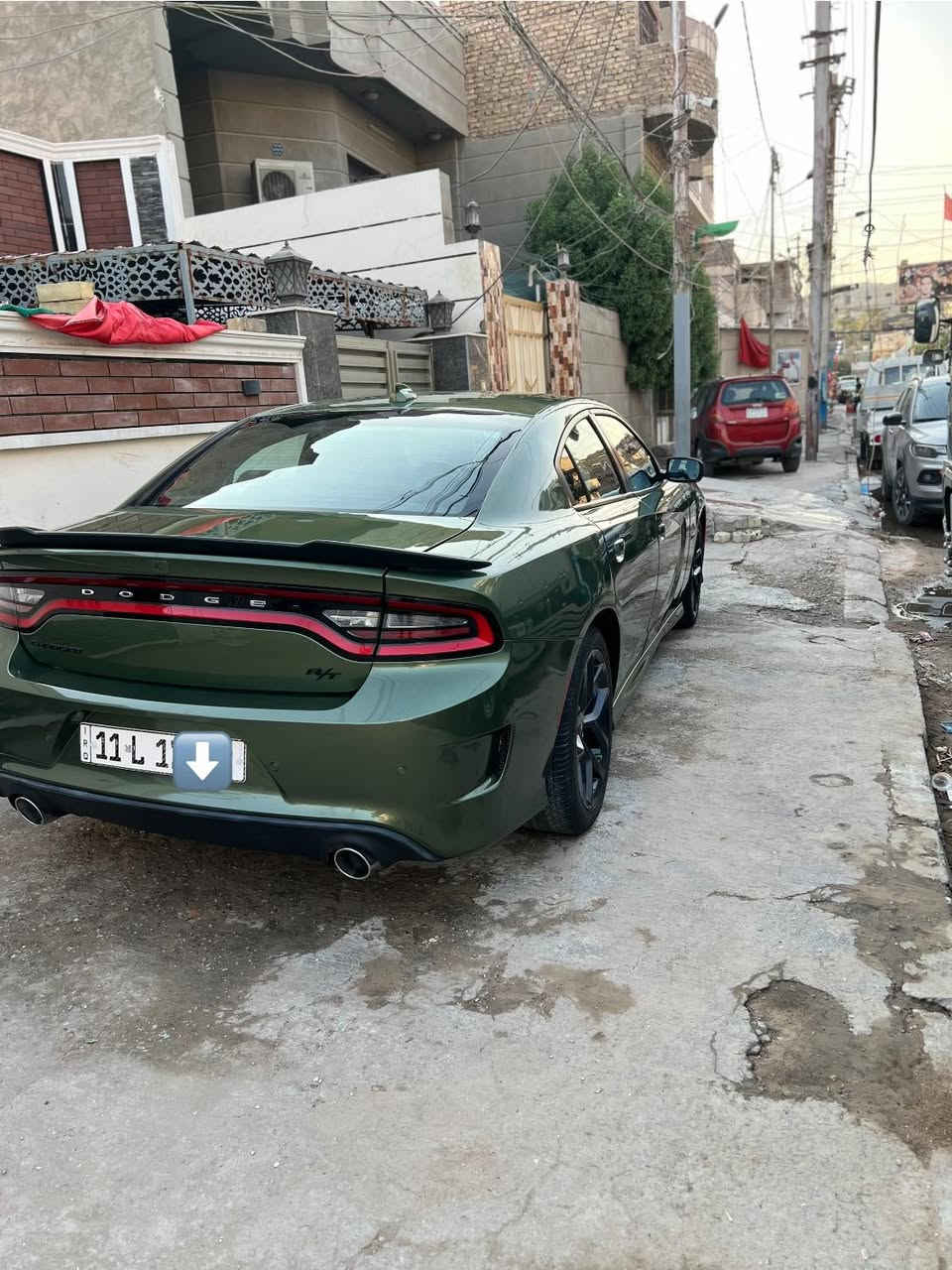 السلام عليكم اخواني جارجر موديل 2023 Rt مواصفات الRt معروفة ميحتاج اذكرها السيارة اني مستوردها ومرقمها بأسمي وصور الحادث كدامك ماشية 41 ml السيارة جاهزه من كلشي كدام عينك الايرباكات سليمة عجبتك على راسي ما تعجبك ان شاء الله تلكه الاحسن واعبر المنشور بكلمة ياالله والرزق للجميع يارب سعرهها 265 وبيها مجال قليل عنواني بغداد ساحة اللقاء ***********
