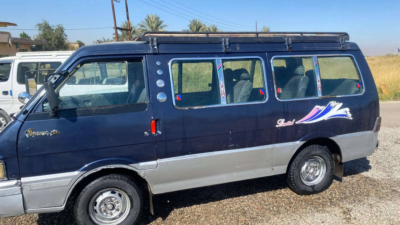 سلام عليكم كيه بسته البيع موديل 93سياره نضيفه خير من الله مكفوله محرك وكير واكسل تايرات نص عمر السياره مطلوبة فقط هيه السعر 23وبيه مجال الرقم ***********
