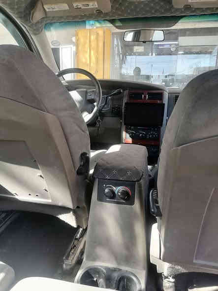 السلام عليكم
للبيع دودج دورانكو ٢٠٠٤ بأسمي رقم سليمانية هزه جديد سنويه ٢٠٣٠
محرك بطة ٣٠٠٠ كلشي شغال بيها ونظيفة من الداخل ٧ راكب  تايرات امريكية تبريد تدفئة شغال ٣ قطع المحرك والكير كلش مضبوطات شغل واطلع وين ميعجبك ترايك سليمانية اربيل بصرة 
مكاني بغداد حي اور
***********
