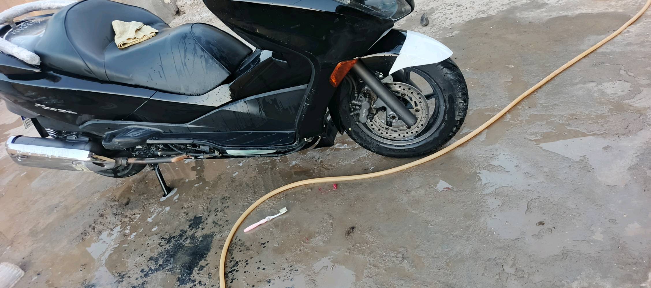 صفر عشره مكفوله ماشيه 29الف مكان ناصريه الغراف دراجه جاهزه ماذب عليها ربع ترايك للبصره منفيز ويها