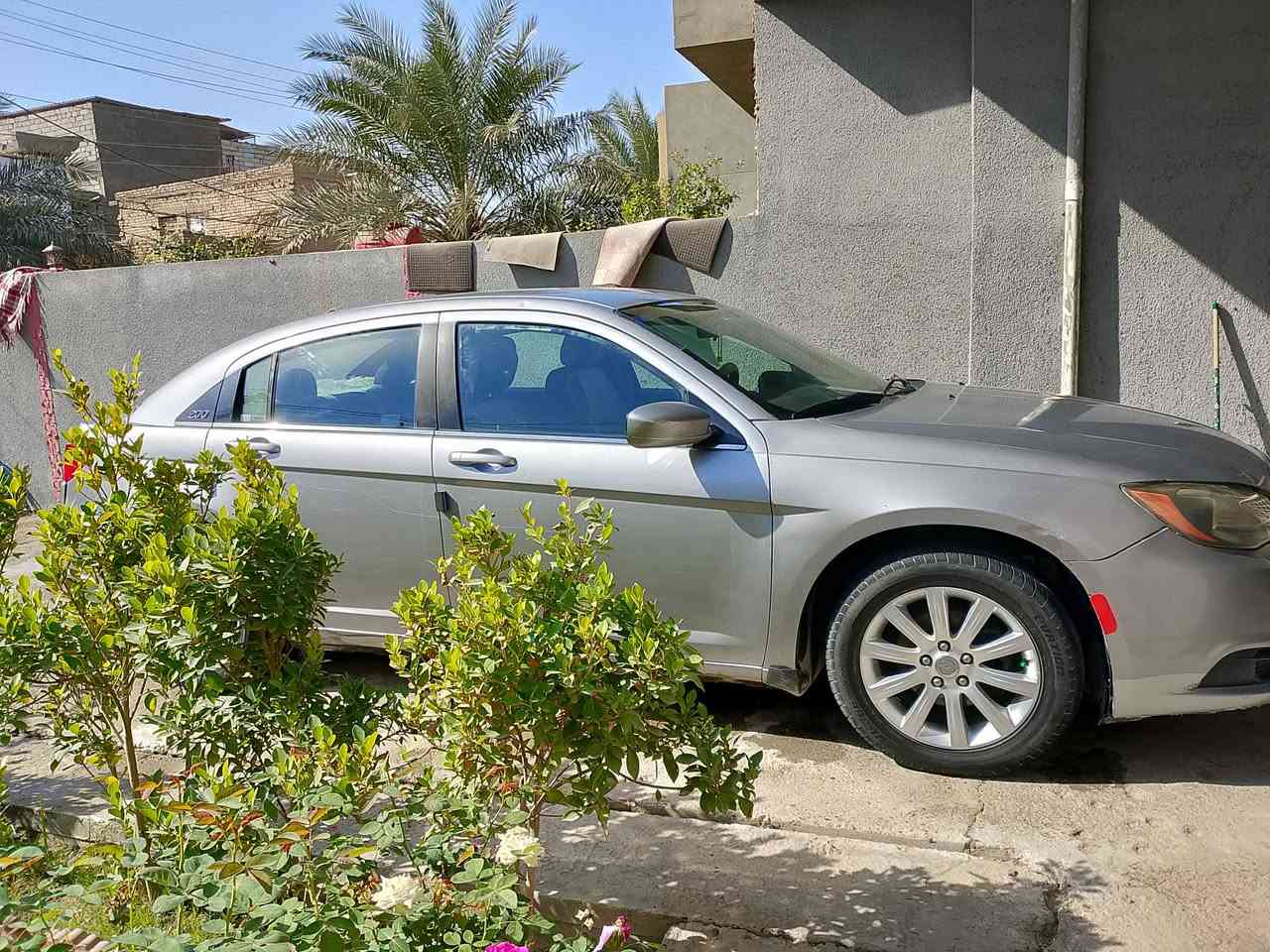 سياره سي200موديل 13محرك 2400بيه نواقص محرك وتبريد وكفر مري الاستفسار على الرقم *********** السعر 60
