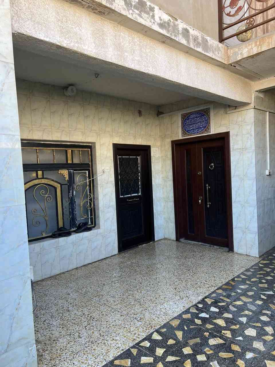 بيت للبيع حي العصري
المساحة ١٠٠  ركن 
الحي العصري 

خدمات فول 

السعر عند مشاهدة البيت 

التواصل على الرقم ***********
