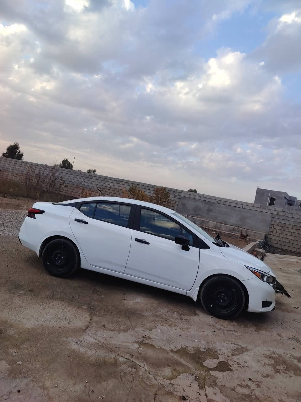 نيسان فيرسا 2024 منفيس بسمي حره دخول جديد ماشيه 53الف مواصفات S الضرر تصليح نصف الصندوك ربع جاملق خلفي صبغ فقط بدون ايرباك بدون دواخل السعر128 بي مجال *********** صوار الضرر بلمنشور ورقم الشاصي جيك قبل لاتخابر مكان السياره ناحية الزاب قرية أصبيح
