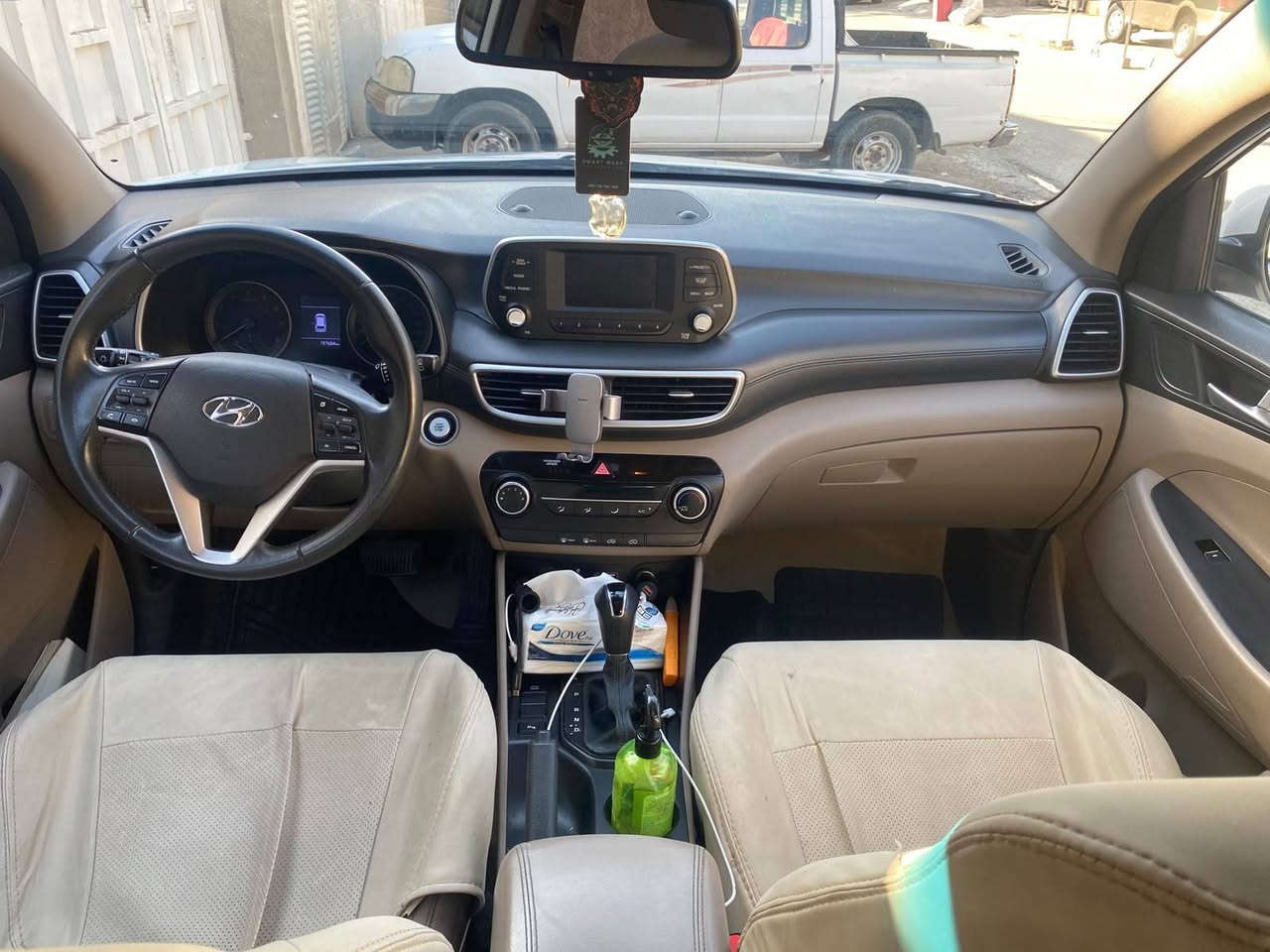 للبيع توسان خليجي موديل ٢٠٢١ سياره فول عده البانوراما سياره ناشر سونار مابيه شي رقم أربيل جديد سياره جاهزه  سعره 185 مكان بغداد الكرخ ***********
