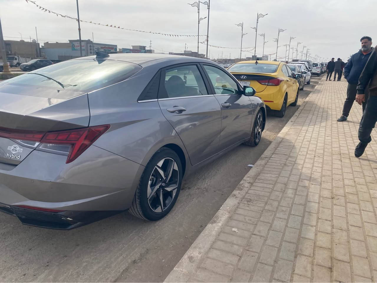 هونداي الإنتره 2023 رقم بغداد محرك 1600 تيربو كير مكينه صدر تبريد كله علا وضع الشركه فول مواصفات لمتد للأخير فتحه بصمه تبريد تدفءه كشنات كهرباء سياره ماشيه ٦٦الف علا ايدي 
معروضه 145 وبيها مجال مكانها بسمايه 
للأستفسار *********** الصويرة, واسط
