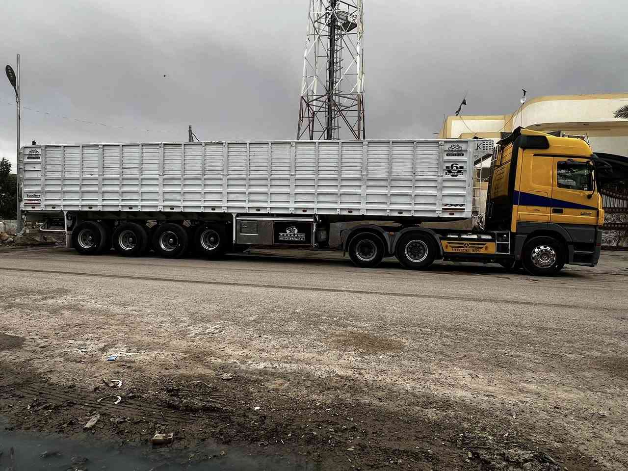 السلام عليكم اكتروس 2008 حجم 2544 سنكل خلفي مزوج بلادي فول عدا الكامرا والحساس عربانه حدادة الجرف خالد الجنابي موديل23 شاصي 16 دناكير14 جتف 7طول 13،60 ارتفاع190 مربوطه وجاهزا تخم تاير راس وعربانه 
ديالى خان بني سعد ***********
