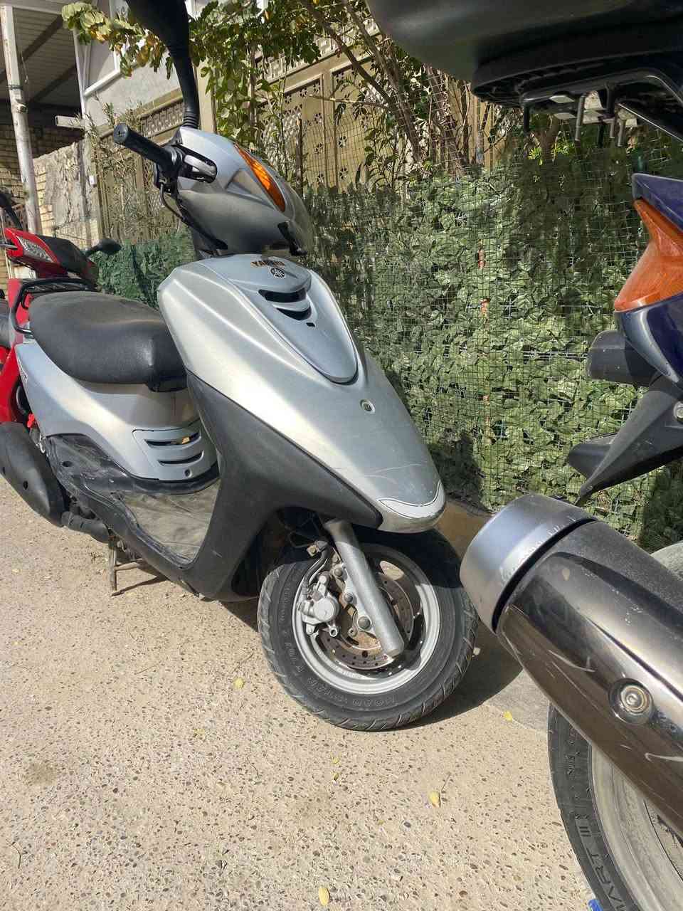 سلام عليكم اكزز نوزل ياباني مكفوله دراجه خرسه لا صوت ولا اي شي كامله مانقصها اي شيء مكاني بغداد سعرها 900 وبيها مجال حك الجيه رقمي ***********
