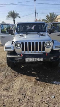 شباب  جيب رانكلر هايبر صحاري  زيرو  ماشي  ١٦ الف فقط   رقم بغداد بسمي....