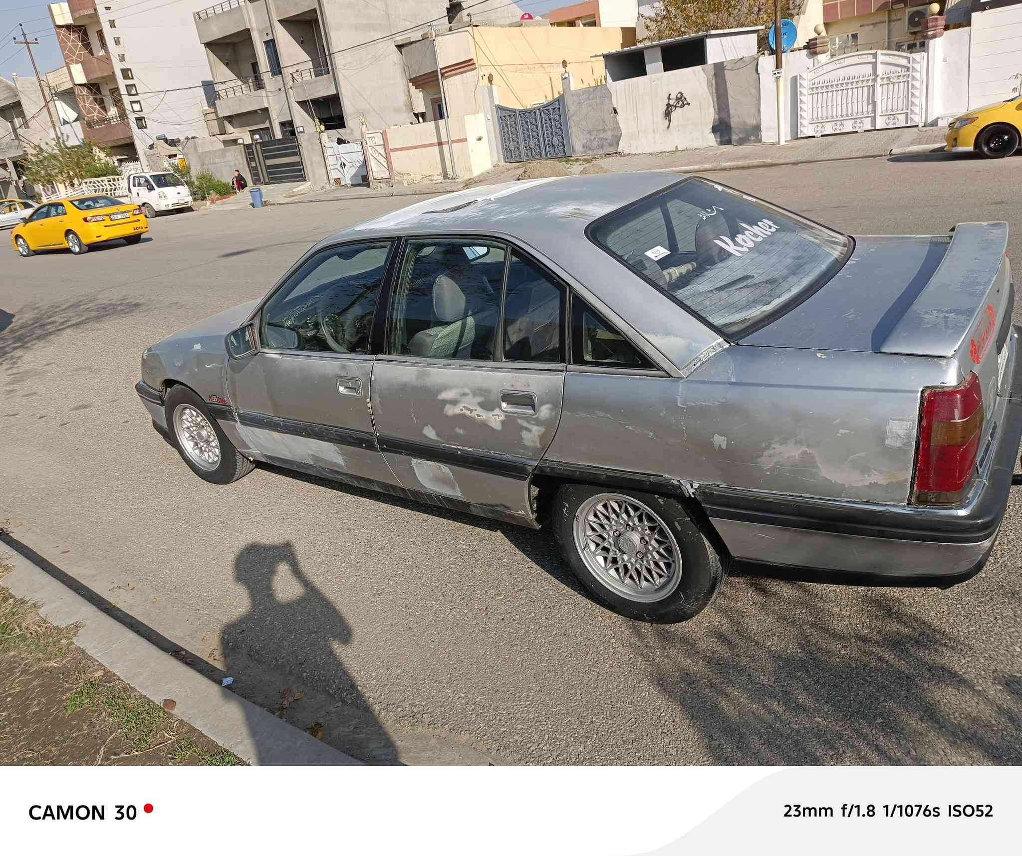 للبيع اوبل اوميكا حجم 20 موديل 1992 رقم كركوك سنويه مشروع وطني وبطاقه بانزين بشرط الوكاله وتحويل بشرط الكير ولمحرك بشرط الغرامات كير اتوماتيك سقف سلايت سيدي كرستال تخم تاير ويل كروم بلادي كهربيات كلها شغال مسجل وسمعات وباتري جديد سياره حلوه وجهازه مال بيت ومال جني سعرها 26وبيها مجال بسيط عنواني كركوك *********** وبلعافيه للياخذها
