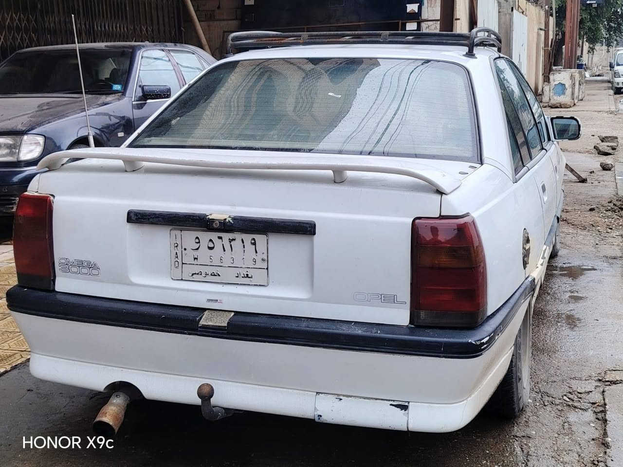 سلام عليكم شباب اعاده النشر بسبب الوعود الكاذبة اوبل اوميكا مكينه 6سلندر 3000 تابوت تبريد شغال ترايك وين متريد السياره خير من الله سياره مكفوله من الضربه القويه بيها مكانات معجون مثل ماواضح عدكم بل صور رقم بغداد الماني كير عادي  للاستفسار *********** مكاني بغداد الدوره شارع 60 سعر 30
