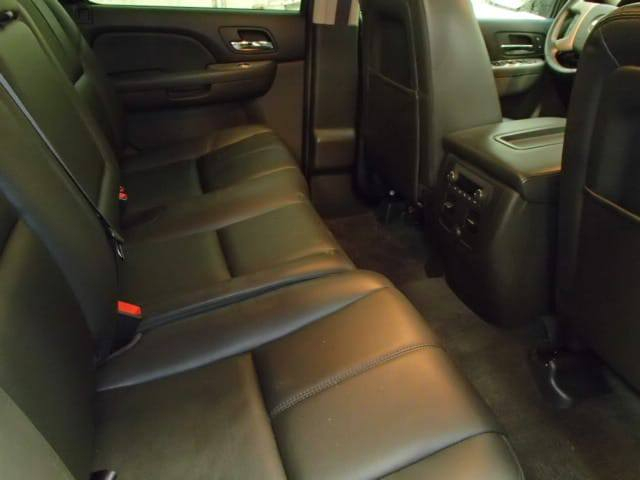 سلام عليكم مديل 2013 وارد امريكي جاهزه رقم بغداد مكان السياره بصره قضاء المدينه للبيع للأستفسار هاذ الرقم للمراسله واتساب *********** للأتصال  ‏‪0784 136 4276‬‏
