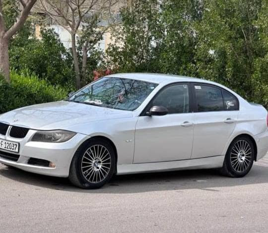 بي ام دبليو للبيع و مراوس موديل 2008 حجم E90 حجم 530 محرك وكير مكفولات بدون نقص و الكهربائيات كلها شغالة بدون جطلات  بلاديه كلهة صدر امامي كلة جديد مبدل و خلفي نضيف كلش تخم تاير جديد باتري جديد ويل كب 17تخم جديد داخل كلش نظيف ما بي شي وبلادي ما ملعوب بي سيارة بيها صبغ احزام اثر جراد بدون ضرر او تبديل قمارة تكم شواصي كلها مكفولات لا صبغ ولا شي سيارة حلوة و مرتبة وكلش نشطة و اعتمادية كلش السعر 80للشراي بيع او مراوس و السنوية باسمي  العنوان بغداد  رقم الهاتف *********** للستفسار متواجد على  النت بغداد, العراق
