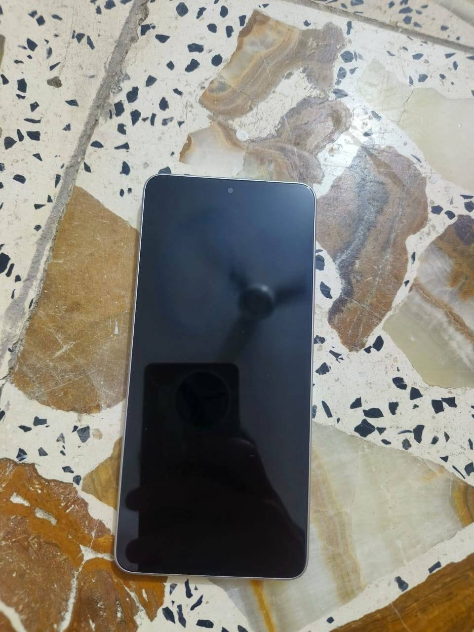سلام عليكم 
بوكو X6 برو ذاكرة 512 للبيع 
جهاز جدا نضيف ما مفتوح 
غني عن التعريف ببجي 120 فريم سلس 
ويا فريز من ماركة دركسون الفريز ثلج ثلج امانت الله رهيب كلش اب 3دقايق يسوي الجهاز فريزز
السعر هوه ولفريز 250 بدون الفريز 220 الف
مكاني بغداد 
للاتصال واتساب ***********
