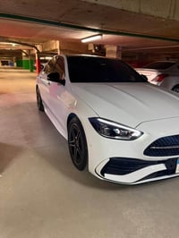 مرسيدس C200 • فرش احمر • ٥٠٠٠ كم