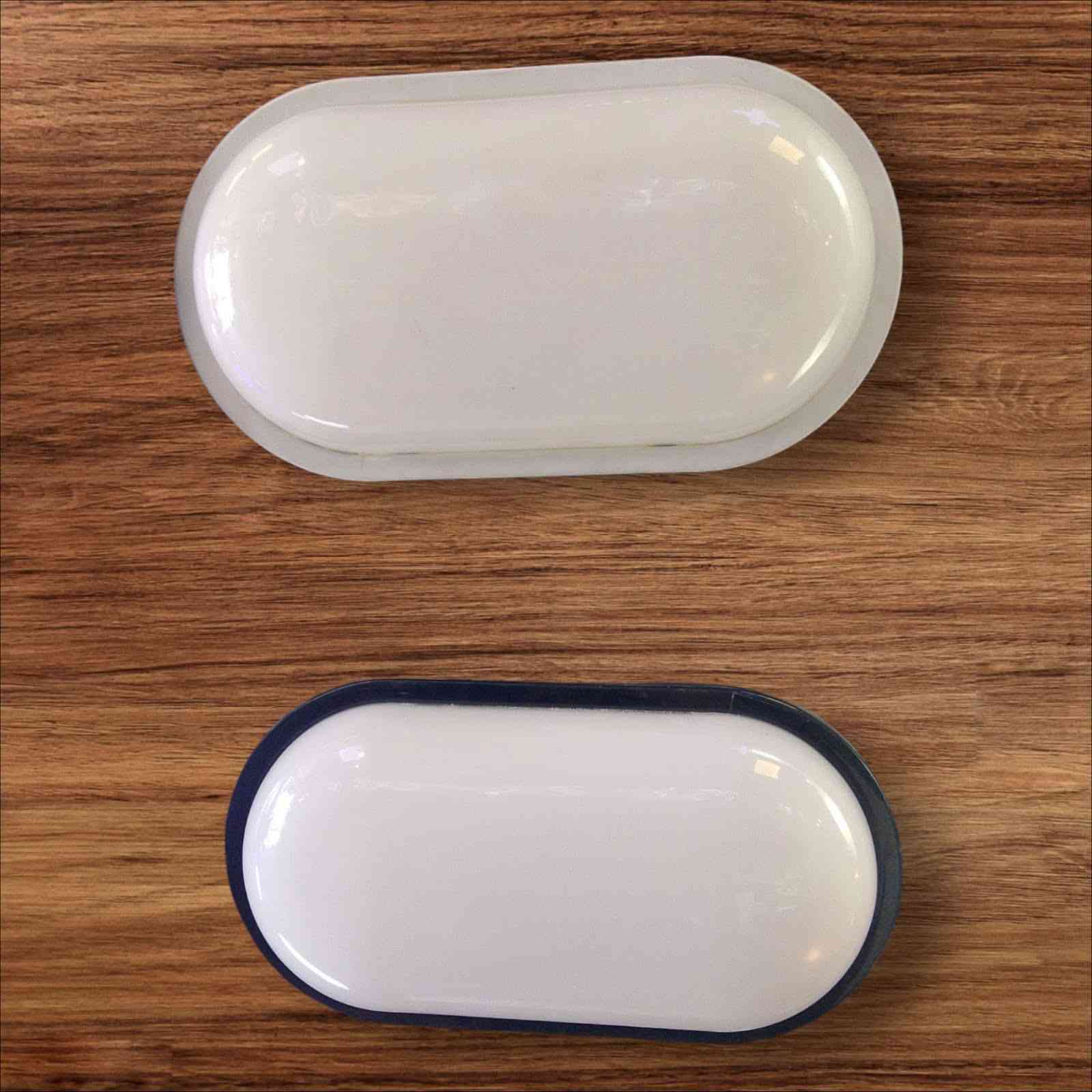 السلام عليكم
السلام عليكم براكيت بلاستك مطري أناره حقيقيه 20 واط بلاستك درجة أولى 

سعر الجملة 2600 الكارتون 30 ق 

***********
