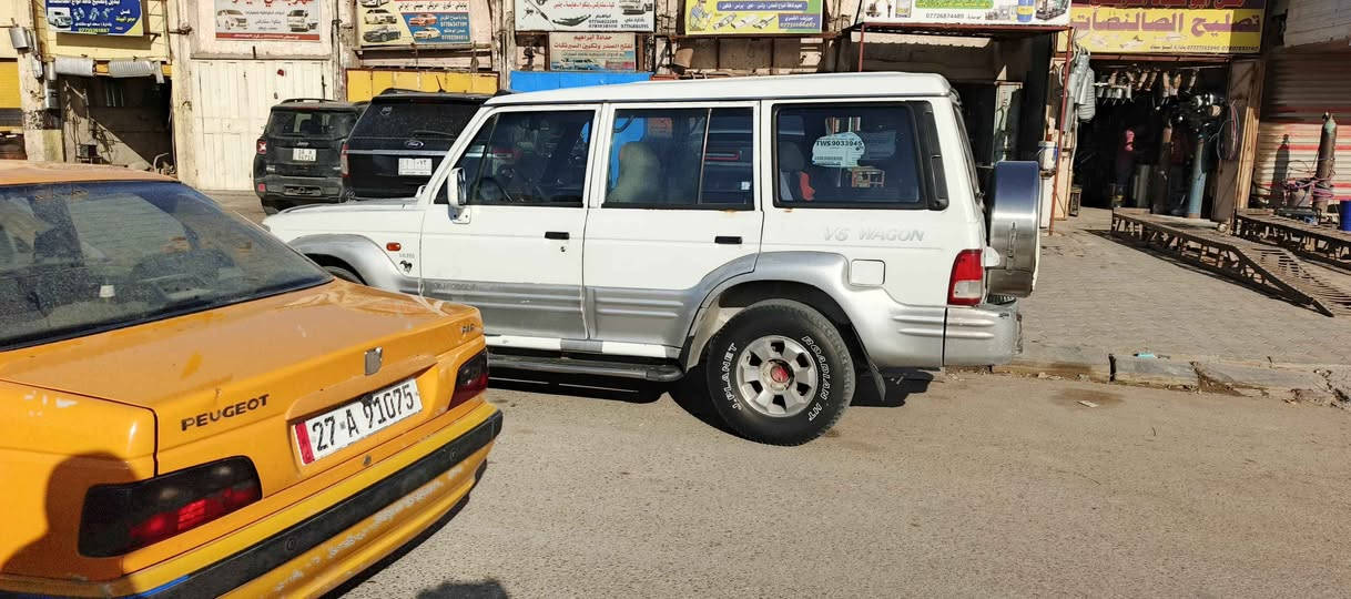 السلام عليكم..
 كالوبر للبيع 2002 
بسمي رقم انكليزي
 مداور شوكت متريد 
نضيفه جدا
 المكان واسط الكوت 
السعر ٦٥ وبيهه مجال 
***********

غير متواجد على الفيس بغداد, العراق
