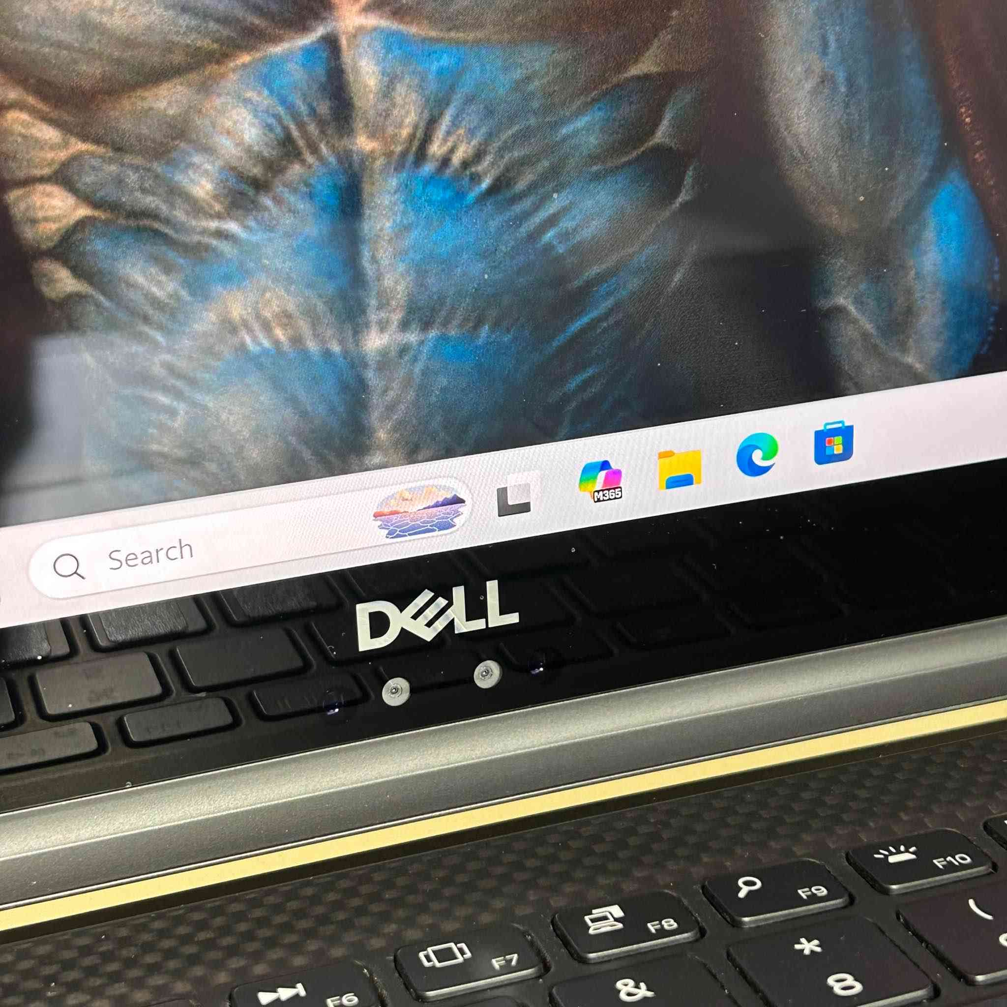 Dell Precision 5530

🔥 لابتوب لمس قلاب 4K – تجربة فخامة حقيقية

مو بس لابتوب…
📱💻 تابلت + لابتوب بجهاز واحد

شاشة 4K لمس قلاب 360°
تقلبه، ترسم عليه، تعرض مشاريعك، أو تستخدمه عرض تقديمي بكل أناقة 🔥

⸻

💎 المواصفات:

⚡ Core i7-8706G بسرعة 3.1GHz
4 Cores / 8 Threads – أداء ثابت وسريع

🧠 رام 16GB DDR4
يشغل برامج التصميم والمونتاج بدون مشاكل

💾 512GB Samsung NVMe SSD
سرعة عالية ومساحة ممتازة

🎮 كرت شاشة خارجي AMD Radeon Pro WX Vega M GL 4GB
كرت احترافي نادر وقوي للتصميم والجرافيك

🖥️ شاشة 15.6 إنج 4K Ultra HD
وضوح خرافي + لمس + قلاب 360 درجة

⌨️ كيبورد عربي / إنكليزي
🖥️ ويندوز 11 برو 25H2 أحدث إصدار

⸻

🔌 المنافذ:

✔️ شحن Type-C
✔️ 4 منافذ Thunderbolt
✔️ مدخل سماعة 3.5
✔️ Micro SD
✔️ زر معرفة نسبة الشحن بدون فتح الجهاز 🔋

⸻

🎁 الهدايا المجانية:

🎒 حقيبة
🖱️ ماوس واير ضوئي
🖤 ماوس باد Razer
🎧 سماعات أذن
📱 ستاند هاتف
🔌 شاحن

⸻

🚚 توصيل مجاني لكل العراق
📦 يوصللك مغلف ومحمي 100%
🔁 ضمان 7 أيام استبدال فوري

⸻

💰 السعر: 750,000 دينار

📍 شارع فلسطين – تقاطع الموال – فرع بركر سلام

⸻

هذا الجهاز مثالي للطلاب، المصممين، رجال الأعمال، وأي شخص يريد فخامة + مرونة + شاشة 4K لمس 🔥 بغداد, العراق


**إذا كنت صاحب هذا الإعلان وتريد حذفه لأي سبب، رجاءا أرسل رسالة إلى الدعم الفني**