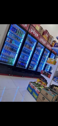 حي الشهداء الاول • ٥ عارضات • ٢ مجمده