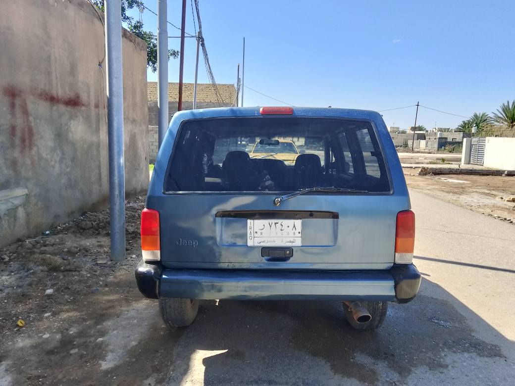 جيب شيروكي موديل 99مكينه وكير ففتي شرط توهن مشدودات تخم تاير حداديه كهربائية جاهزة تحويل مباشر سنويه جديده السعر 37بيها مجال مكاني الناصريه المركز *********** ناصرية, ذي قار
