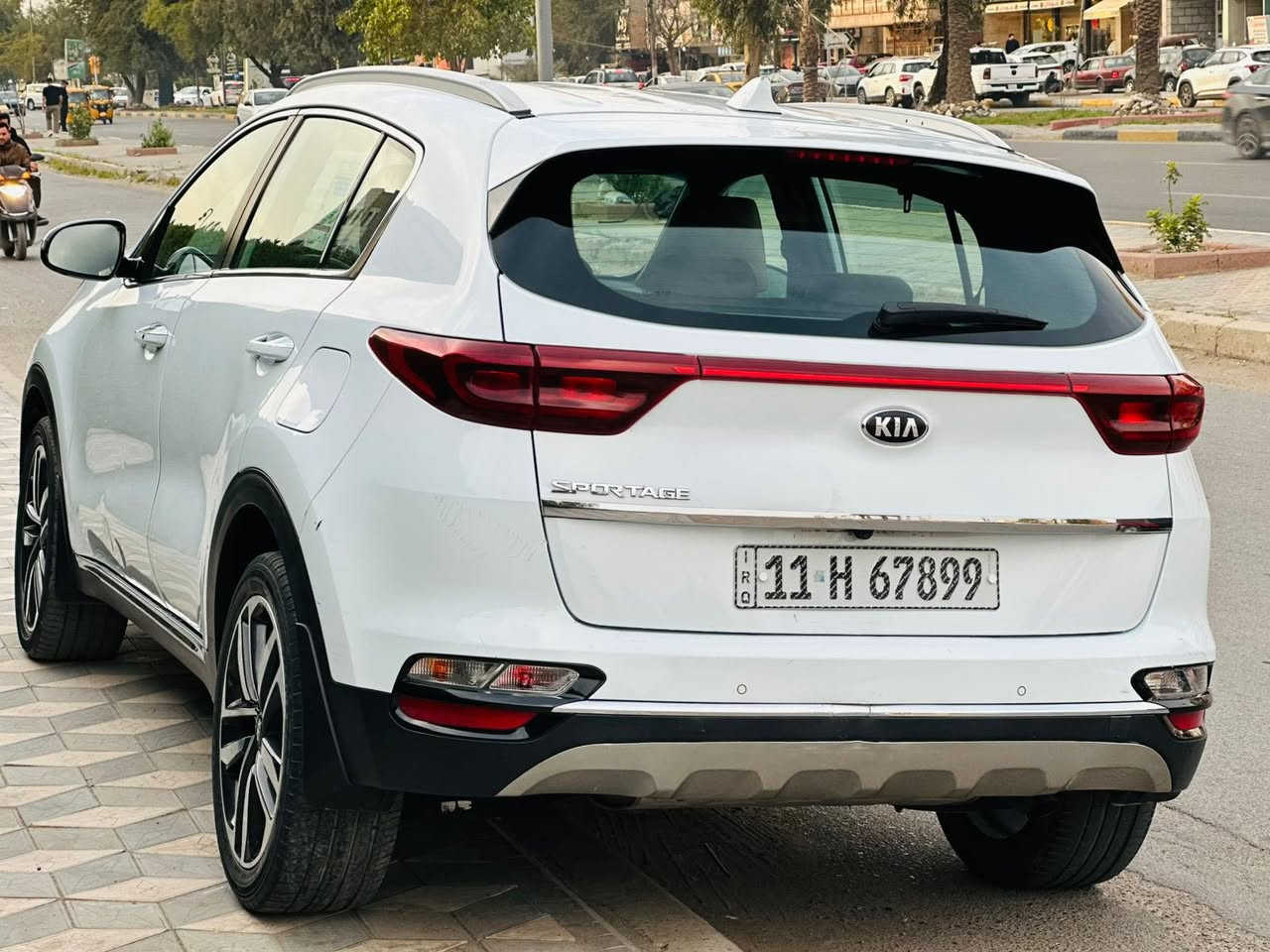 آلسَـِْ♡̨̐ـِْلامَ علـِْ♡̨̐ـِْيگمَ  كيا سبورتج 2020(خليجي)
سعر سياره 173 $ وبيه مجال ماكو هيج سعر خليجي سياره 
محرك: 2000 دوش 
عداد مشي :57 
رقم بغداد تحويل مباشر رقم جديد 11
مواصفات 
1_شاشه 
2_كامره خلفية 
3_شاشه اعطال 
4_قطعتين تبريد 
5_فول حساسات
6_رادار امامي خلفي وجانبي 
7_نقط عمياء 
8_اشاير مري 
9_تحكم وضعيات قيادة 
10_ويل كب بلاد
11_كشافات اماميه 
12_داخل لونين 
13_فول تحكم ستيرن 
سياره كفاله عامه من الصبغ فقط بارد بيه
عنوان : بغداد 
السعر 173$ بيه مجال بسيط 
استفسار : ***********
