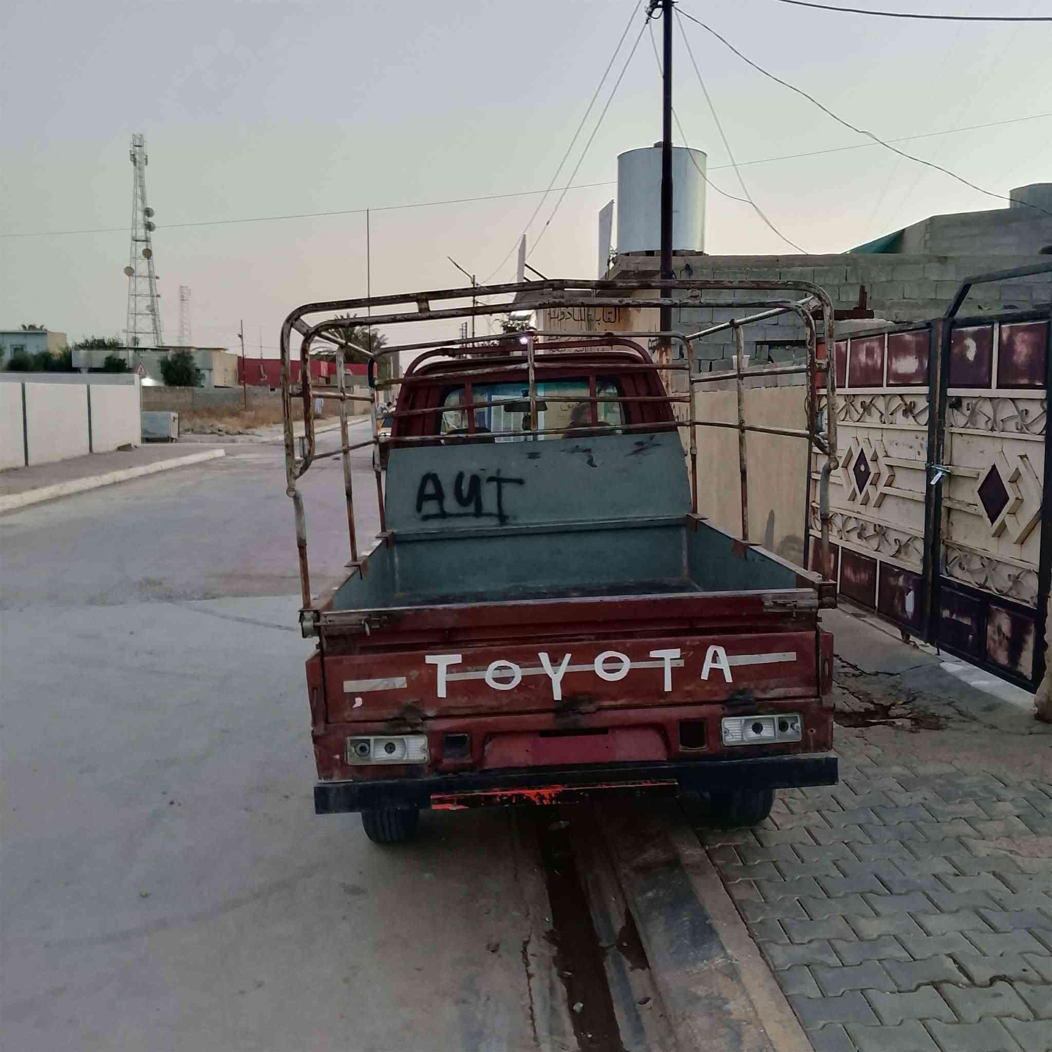 سلام عليكم سياره هيفه 2006للبيع امچفته جديد محرك لا صرف ولا بخارف السعر 20وبي مجال رقم المبايل ***********

