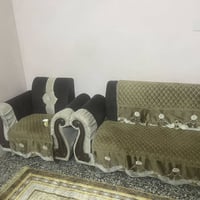 تخم للبيع السعر ١٥٠ سبع مقاعد المكان مدينة الصدر  07762096495