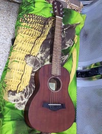 كيتار اكوستك • صغير • توصيل