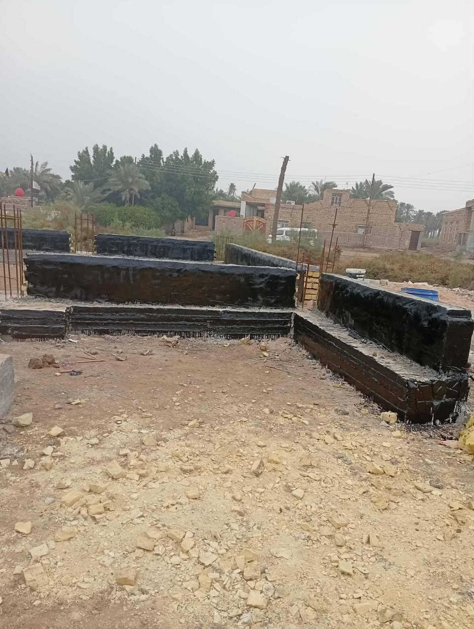 يالله
سلام عليكم ال عنده شغل احنه نشتغله شغل درجه أولى مضبوط   شغلنه يتضمن ما يلي 

1_حفر خزينه وبنائها وصبهه 

2_ولبخ البتلو واذا كان بحاجه الى تزفيت نزفته 

3_تصعيد طابوك فوق البتلو +تصعيد طابوك فوق الصطح 

4_تشربت صطح وتصليطه 

5_اخراج التراب الزائد من البيت بمستوى متساوي 

6_تفليش سياجات او بيوت 

7_تصعيد تراب او اسميت او رمل 

8_تربيع الارضيه ودگه في القفاز 

اي واحد عنده شغل احنه نشتغله شغل درجه أولى مضبوط فارغ حاليا العنده شغل احنه نشتغله اله يتصل عل رقم وبي خير ويدلل ***********
