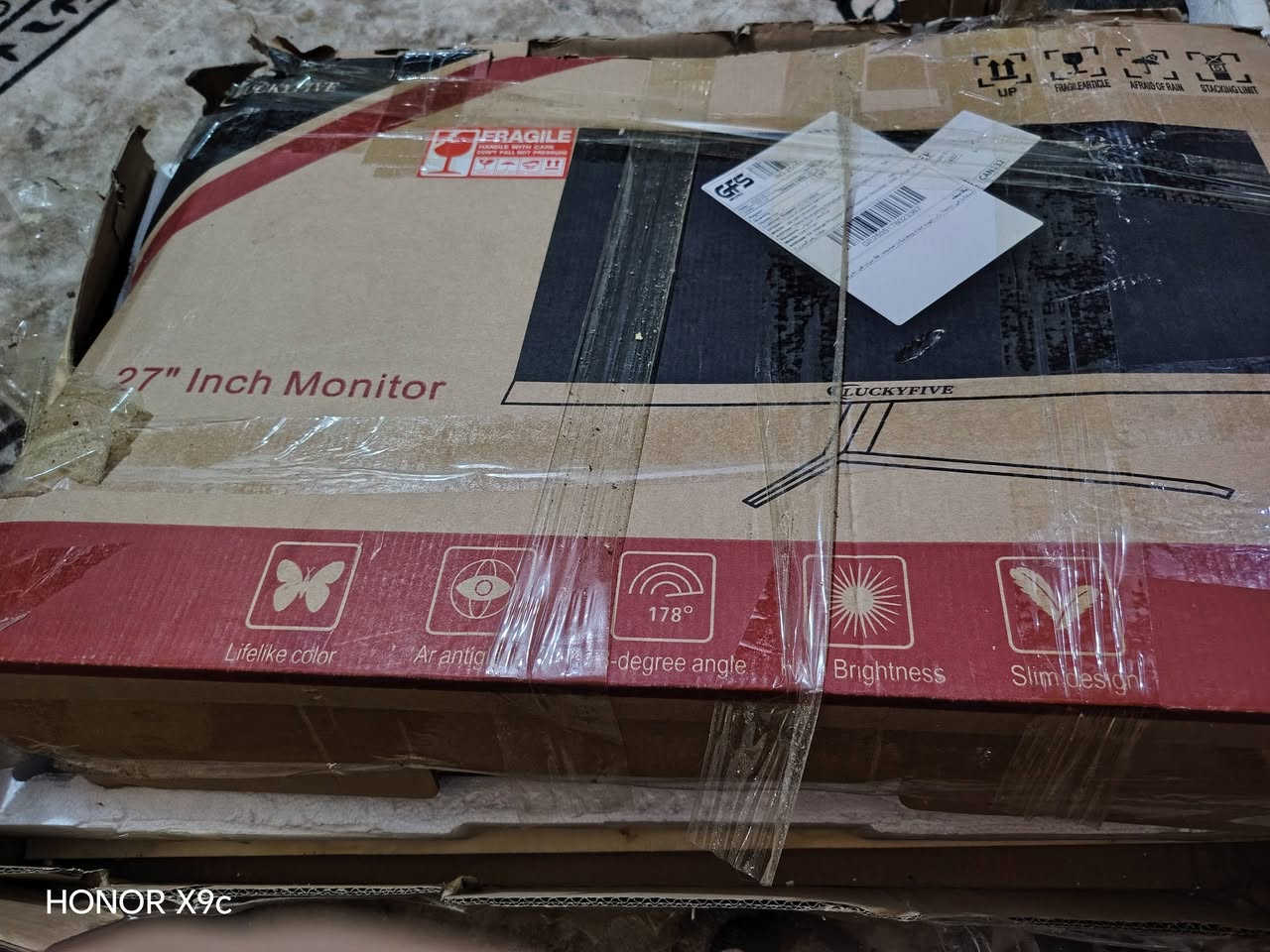 السلام عليكم شباب.. 
شاشه طلعت عندي تشتغل بعدهي بل الجيس بس بيه كسر شغلتها تطلع الكسر مالتها 😔😔😔 قياسها 27
كلش حلو منحني شكلها اعتقد مال كيمنك 
سعرها 25 مو التوصيل واعتقد تصلح


**إذا كنت صاحب هذا الإعلان وتريد حذفه لأي سبب، رجاءا أرسل رسالة إلى الدعم الفني**