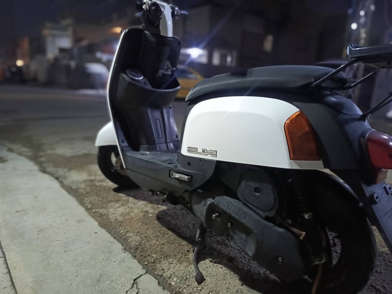 سلام عليكم 
دراجه ماكس بوليس للبيع دراجه سعر 650الف
الرقم:- ***********
