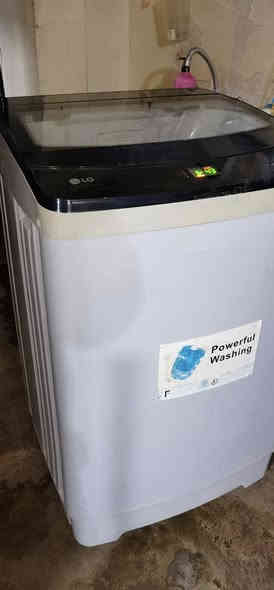 غسالة للبيع 
اوتوماتيك 
 L G 
 حجم 18 كيلو حتى البطانيات تغسل 😍
شغال ١٠٠٪
ما مفتوحة 
سعر الشراء ٣٢٥ الف 🚫
سعر البيع ٢٥٠ الف ✅
عنوان دهوك بروشكي فرع بانزين خانة ايفريست والمدرسة 
محلى كوجرا 
***********
***********
