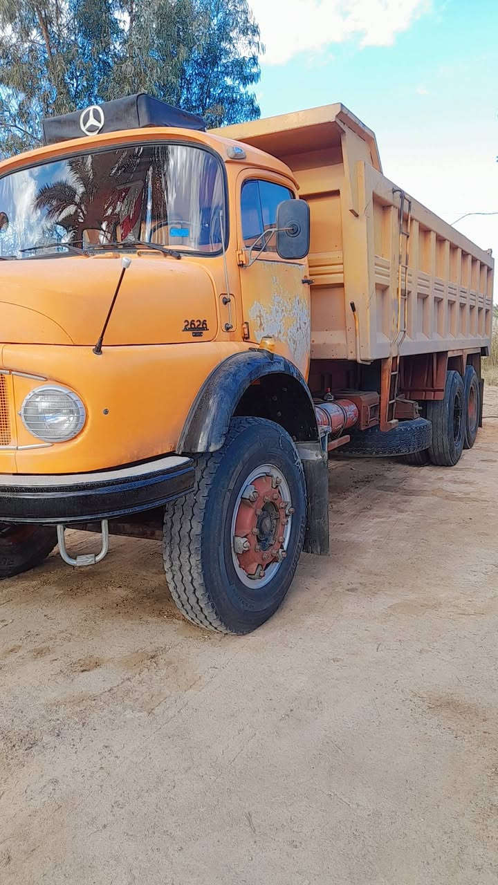 #للبيع 
اقجم موديل٨١ تك ومطوله مجموعه١٨ كير١١١ سياره جاهزه لشغل***********
