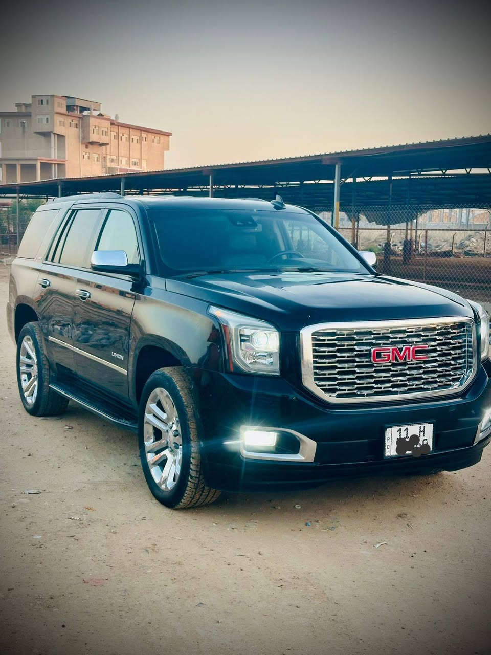 - يوكن ( SLT ) فول أعلى مواصفات المحرك المرغوب 5300
موديل :  2019   
الون:       اسود🖤 
العداد: 90 حقيقي
الفئة : SLT
بيها 3 قطع صبغ بنيد وجاملغ وباب خلفي 
/حجم المحرك    ٨  سلندر  5300
/ فتحه
/ بصمه تشغيل + بصمة ابواب
/ رادار امامي مانع اصطدام 
/ رادار خلفي
/ رادارت جانبيه ( نقطه عمياء)
/ كشن السائق هزاز  للتنبيه ( مربوط مع الرادار)
/ كامراة دواره مع الاستيرن اصليه
/ كشنات جلد 
/ كشنات اماميه كهرباء
/كشنات خلفيه كهرباء
/ كشن السائق خزن ميوري 
/كشنات خلفيه متصله
/ كشنات تدفئه + تبريد 
/ باب خلفي كهرباء
/ استيرن كهرباء
/مرايات جانبيه كهربائيه ( شفط) + تعتيم 
/ فول تحكم استيرن جهتين + ستيرن تدفئة + ستيرن كهرباء
/حساسات امامي  خلفي
/ فور ويل 
/ لايت زنون
/ لايت وبك لايت ليد (LED)
/شاشه اماميه كبيره 
/شاشه عرض خلفيه
/ كشنات 7 راكب كهربائي 
/ تشغيل عن بعد 
/ تبريد مركزي ثلاث قطع
/ تحكم للتبريد الخلفي منفصل
/ منفذ كهرباء للعربه الخلفيه
/ سستم صوت اعلى فئه (BOSE)
/ نظام مكابح للعربه الخلفيه
/ نظام صعود مرتفعات
/ نظام سحب مقطورة 
/ نظام تحديد مسار ( نظام خطوط الشارع)
/ نظام معرفة ضغط الاطارات
/ انظمة مكابح
/ نظام تزحلق 
/ نظام توازن للطرق الوعره 
/ بصمه عدد
/ 
 
وبقية المواصفات المعروفه السياره رقم بغداد جديد بسمنه 
السعر: 300 وبيه مجال بسيط 
للاستفسار ***********
