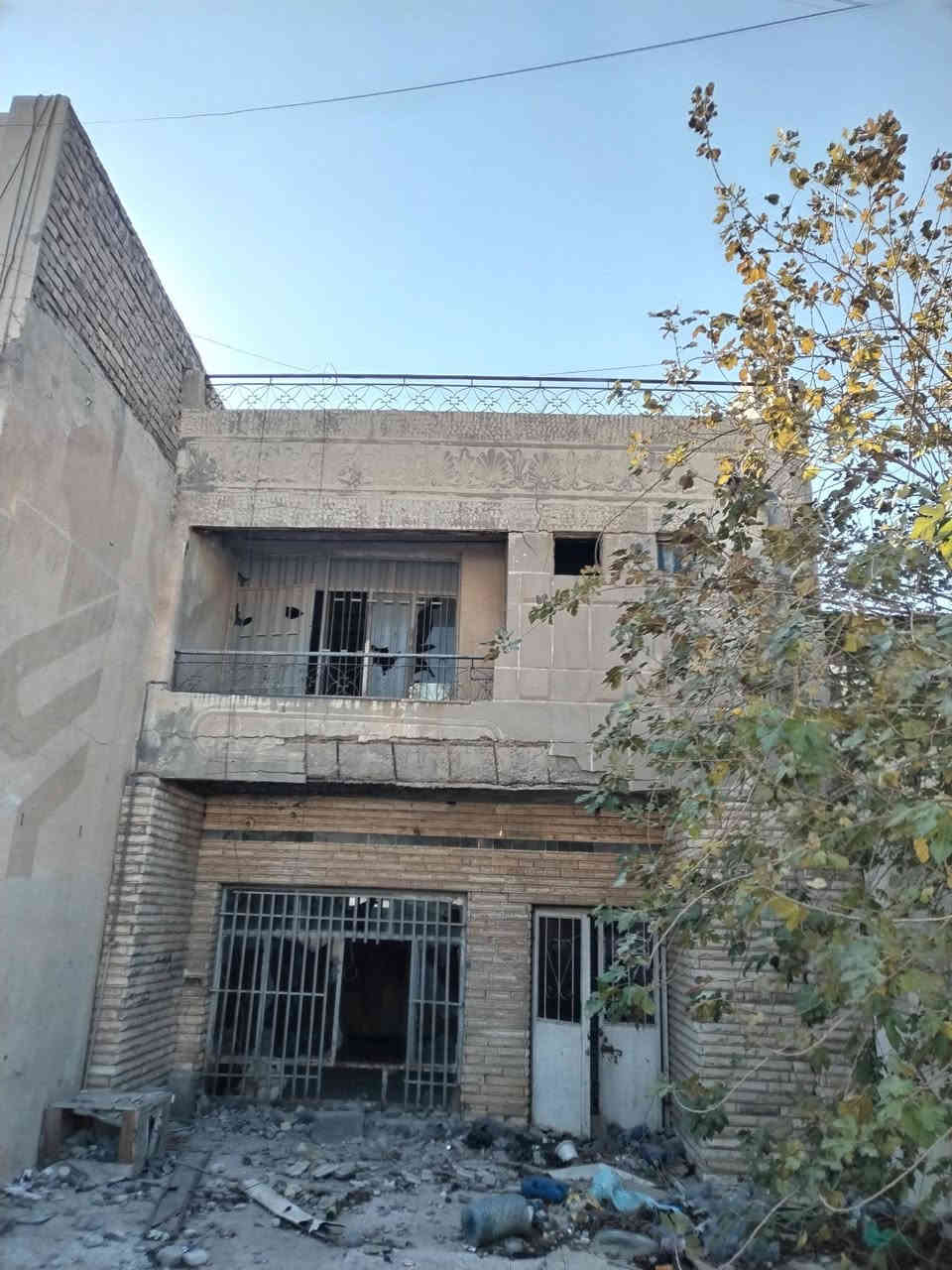 بيت للبيع ١٥٠ واجه ٦ نزال ٢٥ سند وحده طابو صرف شارع عريض ٢٠ جامع الكبيسي شرطة الخامسة مكان مميز *********** يوجد وتساب
