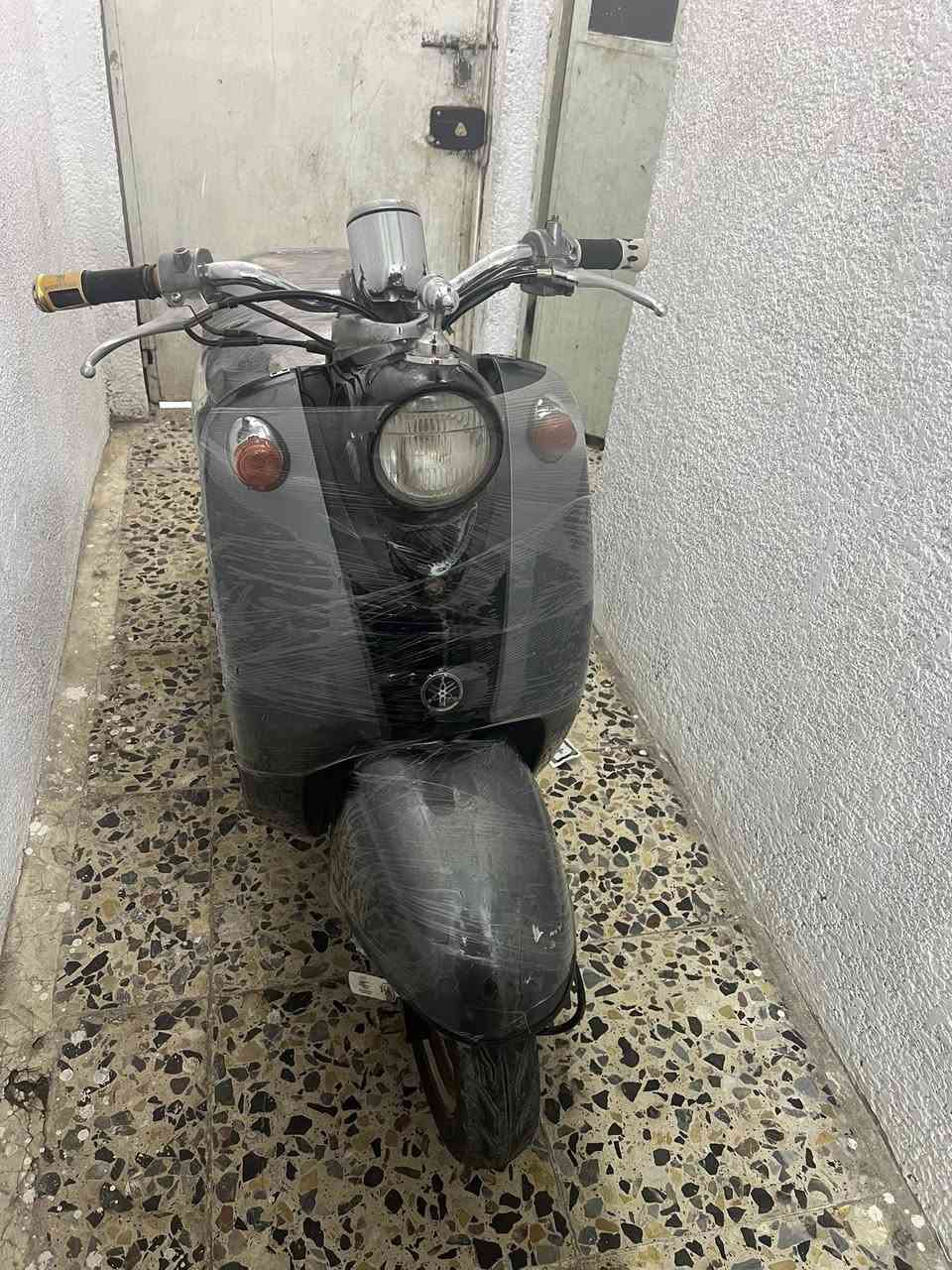 سلام عليكم دراجهً صالي سبوعين منزلههً رمبهً تجي تفحصً وياك فيتر وتشتري من باب البيتً وبيهه شلعهً ومعدلً حلوً ودراجهً خير من الله بكاني الوشاشً المنصورً سعره 350بيههً مجال للطيبين. رقمً***********@إشارة
