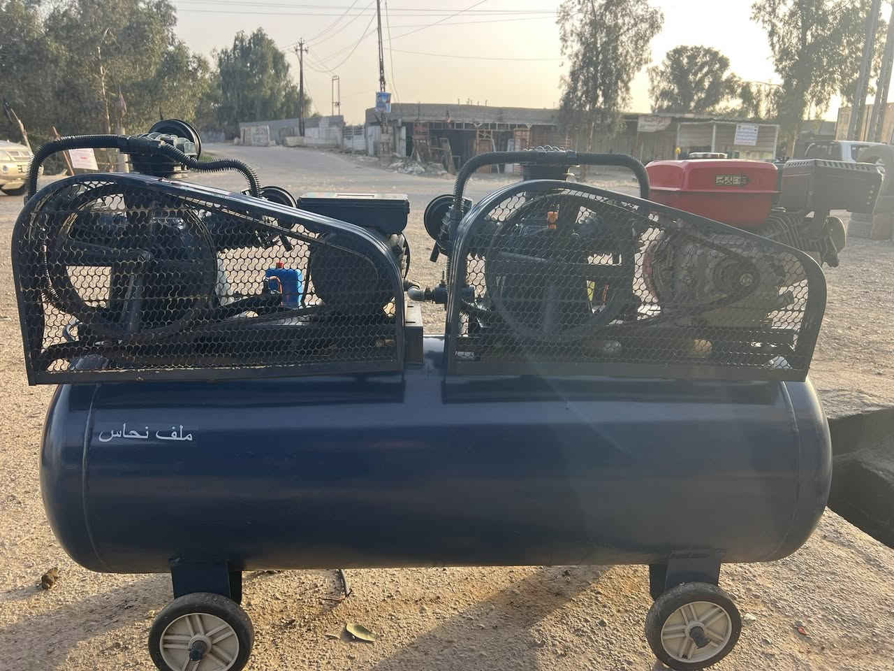 سلام عليكم
بطل هواء حجم300لتر شغال 
سعرة550الف مكاني بغداد حي البتول قرب الجسر الفرنسي 
الرقم ***********
