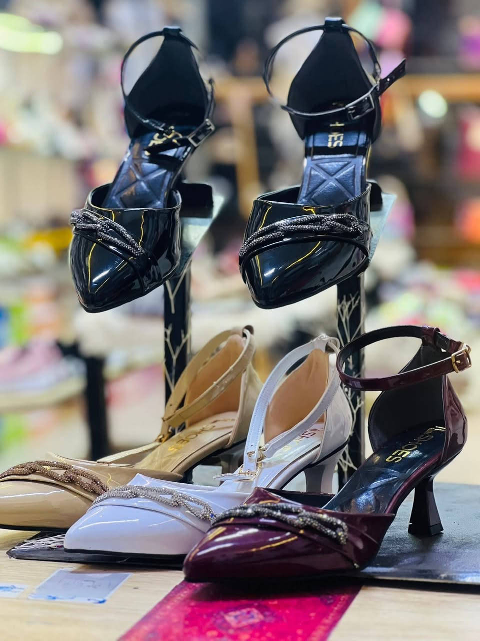 شياكه للاحذيه والحقائب
الزبيديه شارع ٢٠ 
مجاور سيد احمد للمواد المنزلية


**إذا كنت صاحب هذا الإعلان وتريد حذفه لأي سبب، رجاءا أرسل رسالة إلى الدعم الفني**