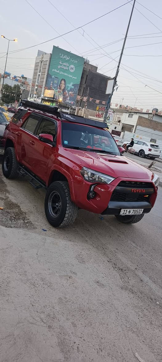 4Runner Trd off rode 2020 
حادثها  خفيف دعاميه وجاملغ 
بصمه 
5 راكب 
رقم بغداد باسمي 
سياره عليها ترفيع ٣ انج 
اربع لويات اربع دبلات شمعات طبلات ماركة فورويل 
سيبايه ومضله جانبيه درج خلفي 
مازدات عدسات بلوجكترات عدسات 
ويل اوف رود تخم تاير جديد
كير مكينه مكفوله 
السعر 295$
***********
