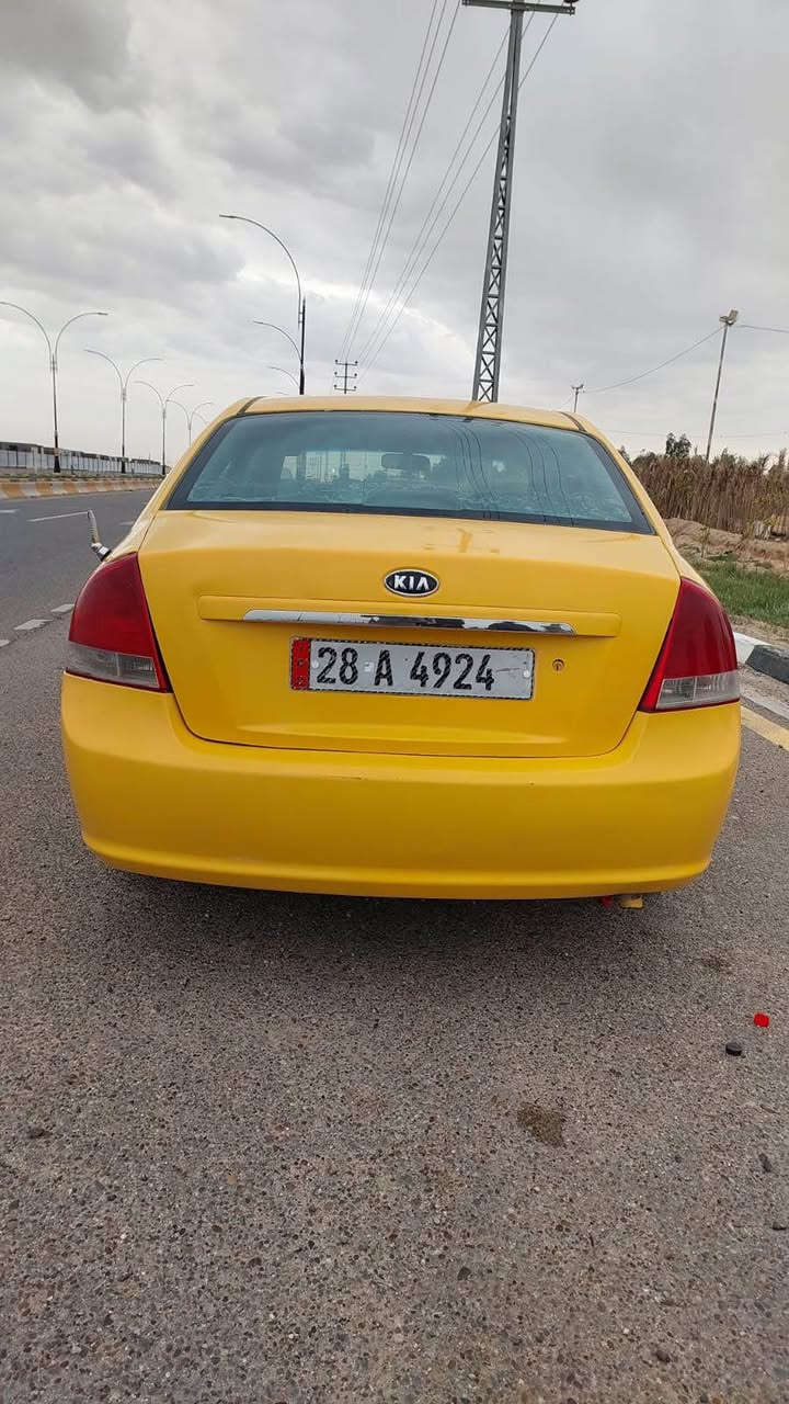 سبكتره موديل ٢٠٠٩ رقم نجف دولي سنويه جديده مصفره هيه وغرامات تحويل مباشر كير ومحرك وحداديه جدد كهربايات كله شغاله تخم تاير ويل جديده مابيه ضربه قويه حادثه جاملغ خلفي فقط بدون داخل سعر 73 مكان سياره كربلاء *********** Singapore
