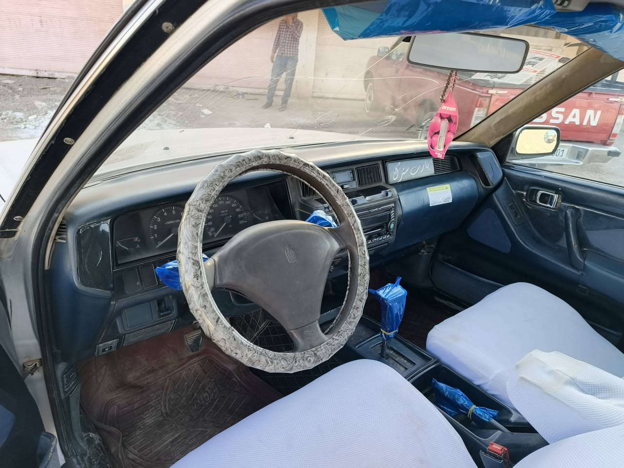 سلام عليكم
سيدان للبيع موديل 1991 طبلات اصلي يسار اصلي بدون تحوير رقم صلاح الدين الماني شرط التحويل محرك ٢٥٠٠ كير محرك  شرط مصبوغه جماليه بيها ضربه بصندوق 
السعر 50 وبيها مجال بسيط بيع نقد فقط للأستفسار اتصل ***********
