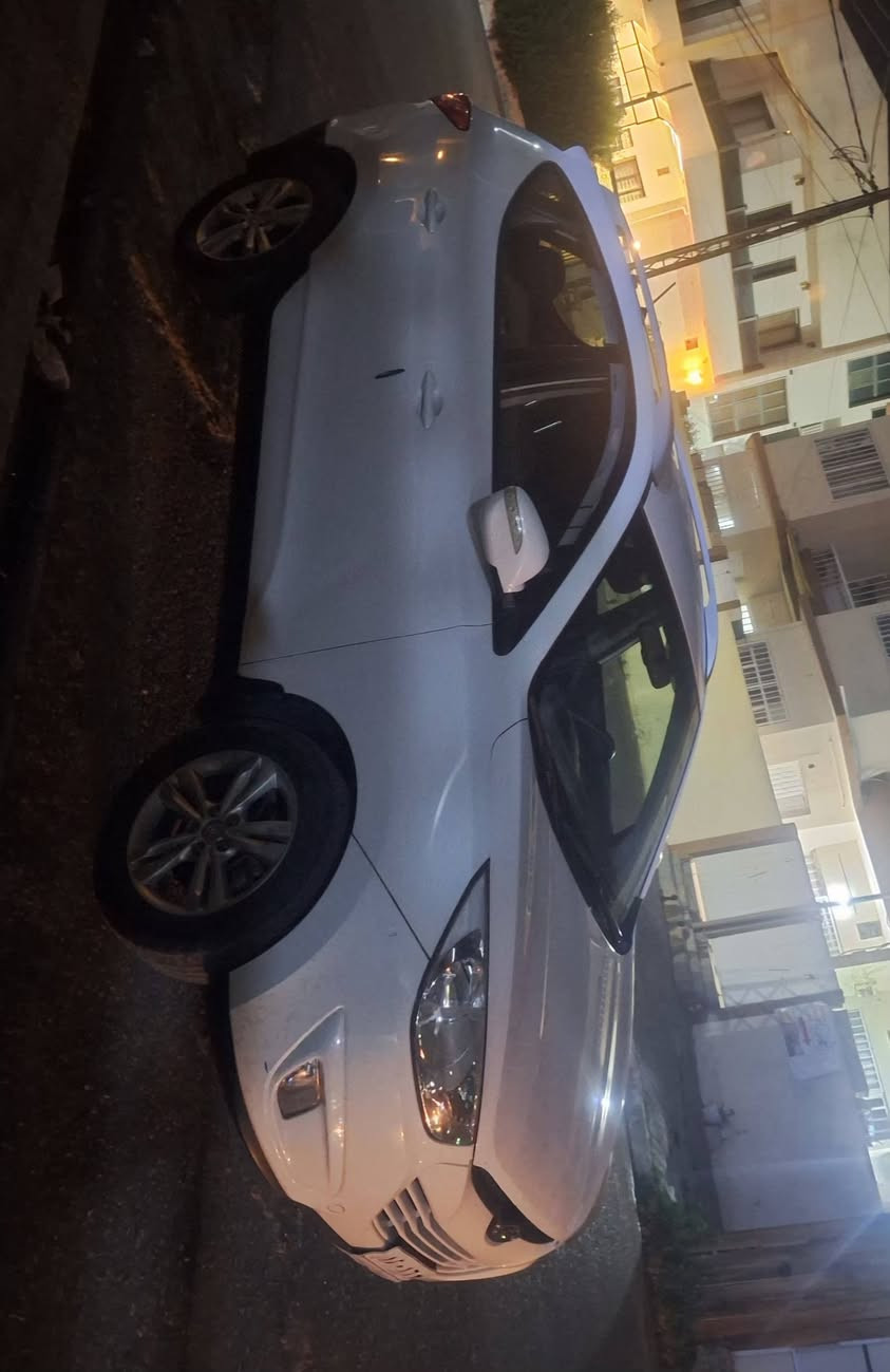 توسان ٢٠١٣
بدون ضربه او صبغ او تبديل

ماشيه ١٦٨

سنوية لغاية ٢٠٢٧

مكان كركوك

السعر ١٤٠
***********
