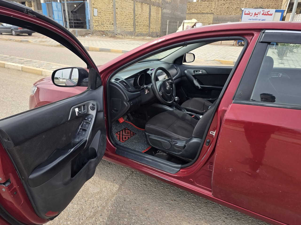 سيراتو موديل 11 خليجي محرك 1600 كير 4نمر تبريد سيارة جاهزة ع اخر حبايه فقط بيها جراد بالقمارة وشوي زلغات بالصفاح غرفتها حلوة تاخذه مال جناي سعرها 88 وبيها مجال قليل سيارة باسمي هزة جديدة،  للاتصال ***********
