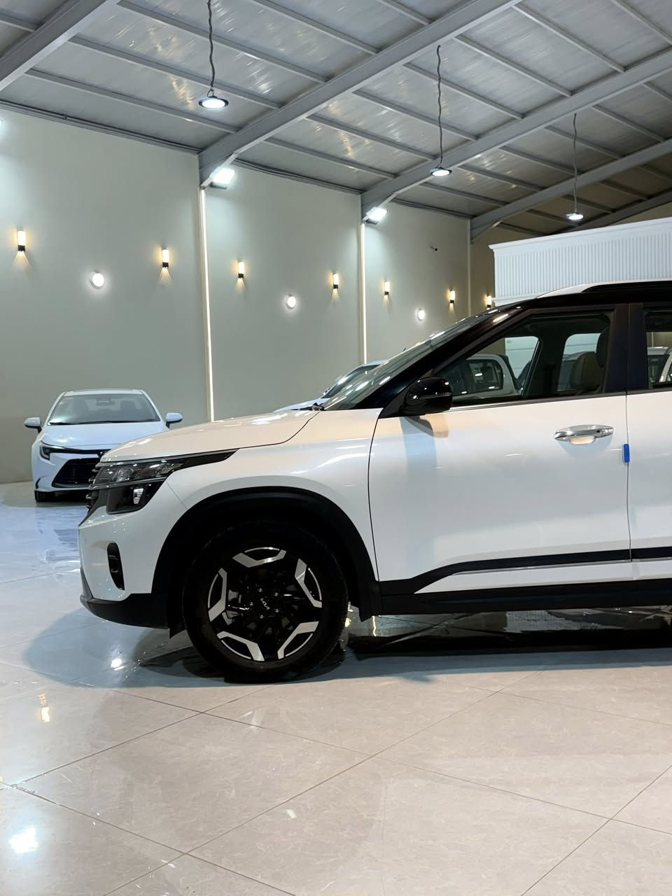 السلام عليكم
كيا سيلتوس 2025
ماشية 4000 خليجي وكالة N.M
فول كامل الواصفات 1/1
السعر / 193
الأستفسار ***********
