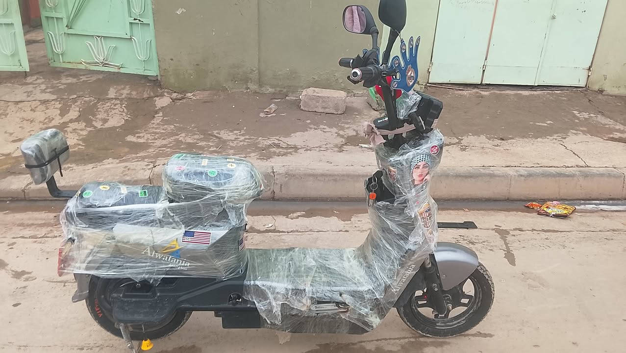 عندي ماطور الشحن للبيع شرط نضافه  بتاريات وملف وعقل ما مفتوح شرط السعر 300 وبيه مجال
رقم الهاتف ***********
