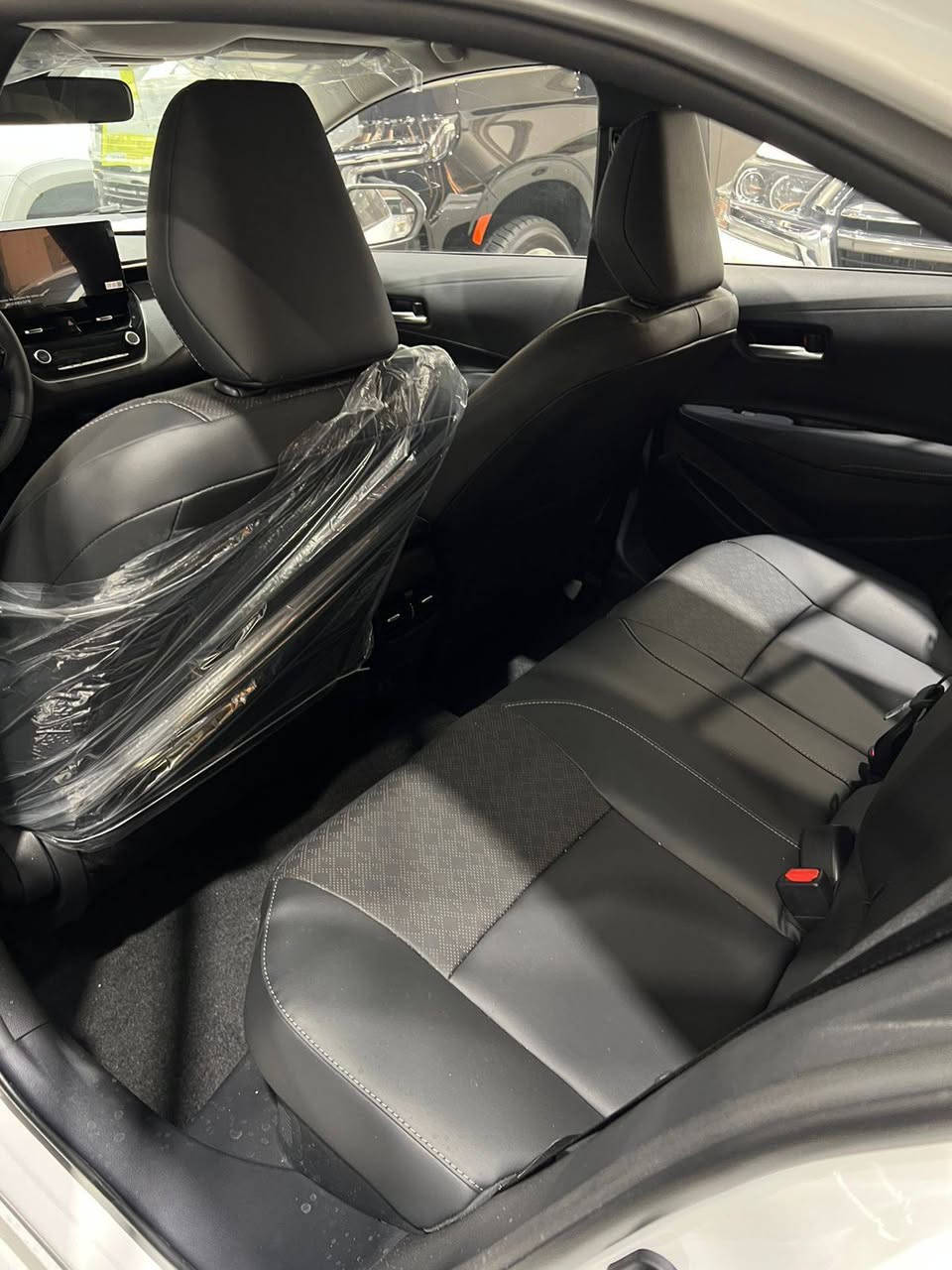 السلام عليكم كورلا هايبرد ٢٠٢٥ سلايد بصمه محرك ١٨٠٠ داخل جلد  مرقم لوحات وسنويه بأسمي  السعر ٢٤٤٠٠ قفل  ***********
