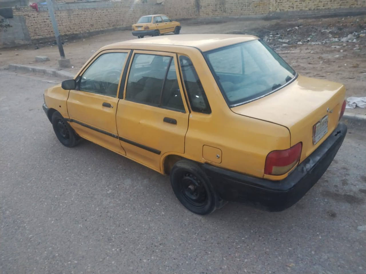 سايبه موديل 11 رقم ميسان الماني سياره جاهزه سنويه 2029 مطلوبه هيه وغرمات 120 فقط دخله هزه سياره بلاديه بعده براكيت ماطك  نضيفه مال جناي مكينه كير كفاله حداديه كهربايات كله شغاله تخم تاير السعر 16 وبيه مجال لشراي العنوان ميسان كميت ***********
