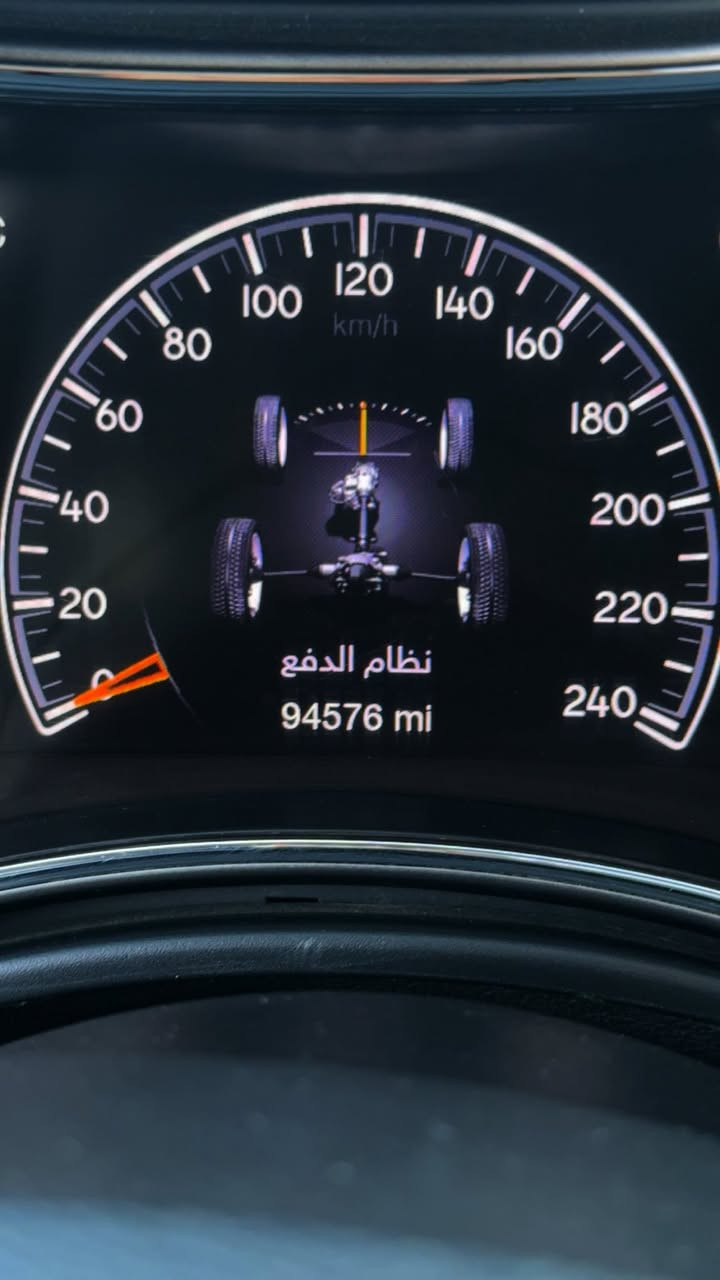 السلام عليكم جيب كراند شيروكي بلاك توب فول 2019 خليجيه 92 الف mi مابيها نقص اي شي فتحه ورادارات كشنات جلد كهرباء مسويلها سونار  مرفق ويا الصور  سعرها 27 الف دولار وبيها مجال مكاني بغداد زيونه ***********
***********
