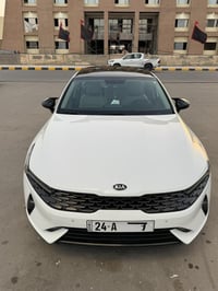 كي فايف • ٢٠٢١ • ماشيه ٧٧٠٠٠