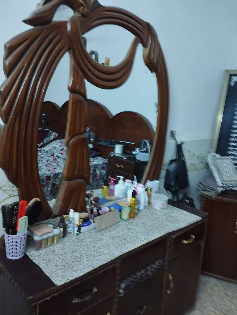 اغراض مستخدمه للبيع اسعارمناسبه التواصل واتساب*********** منطقه لشرطه الخامسه الدوانم
