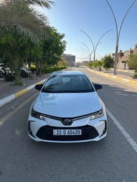 للبيع… تيوتا كورلا ساز 2021 مكفوله  گير ومكينه كفاله  المواصفات  شاشه ...